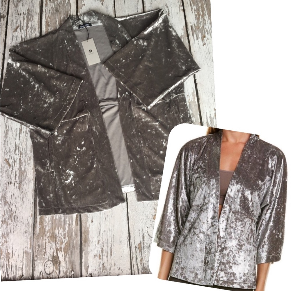 NWT - Moonrise Kimono - Sz M